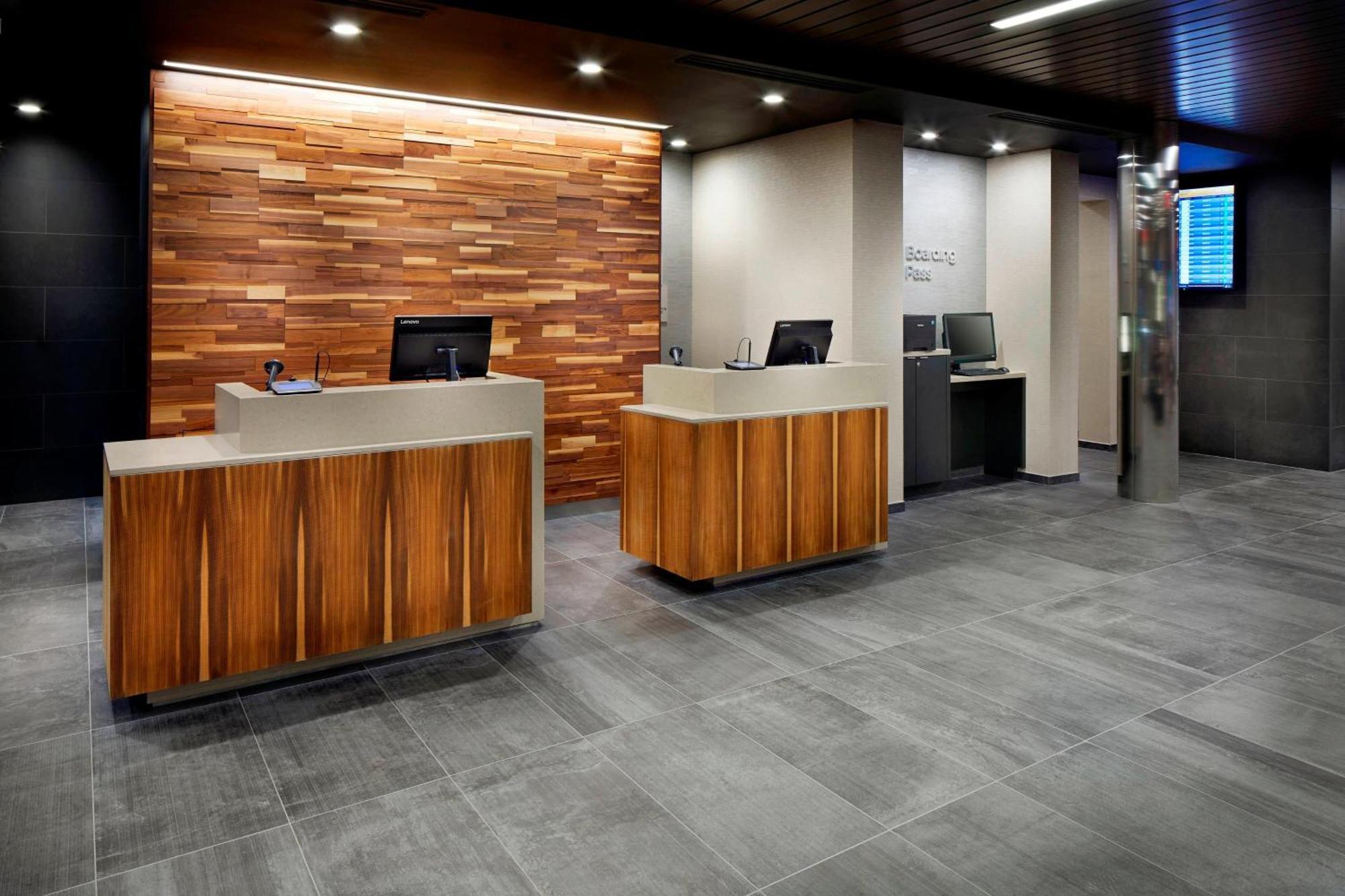 Courtyard By Marriott Houston Intercontinental Airport Otel Dış mekan fotoğraf